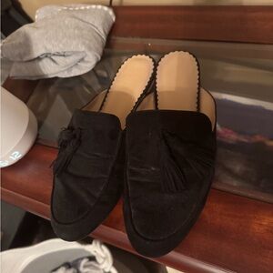 Crown & Ivy Black Tassel Mules